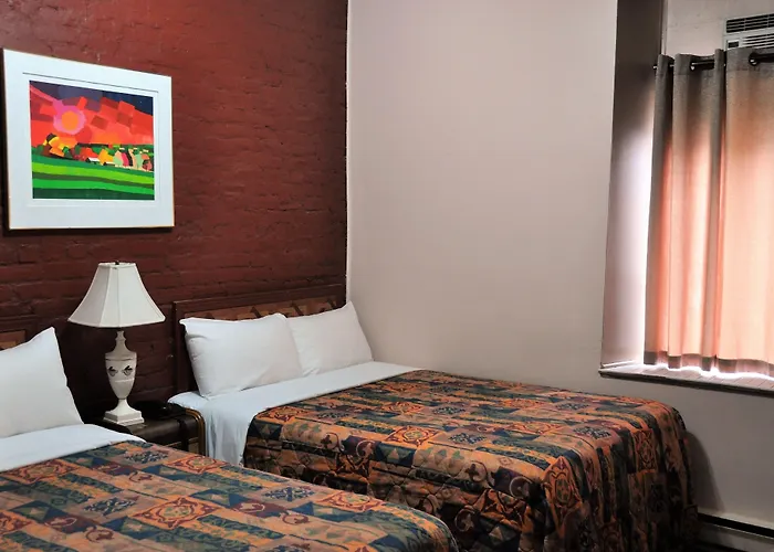 Hotel Ste-Catherine Montreal